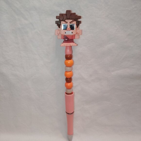 Disney Doorable- 8-Bit Ralph- Handmade Beaded Pen Wreck-It Ralph - Picture 1 of 2